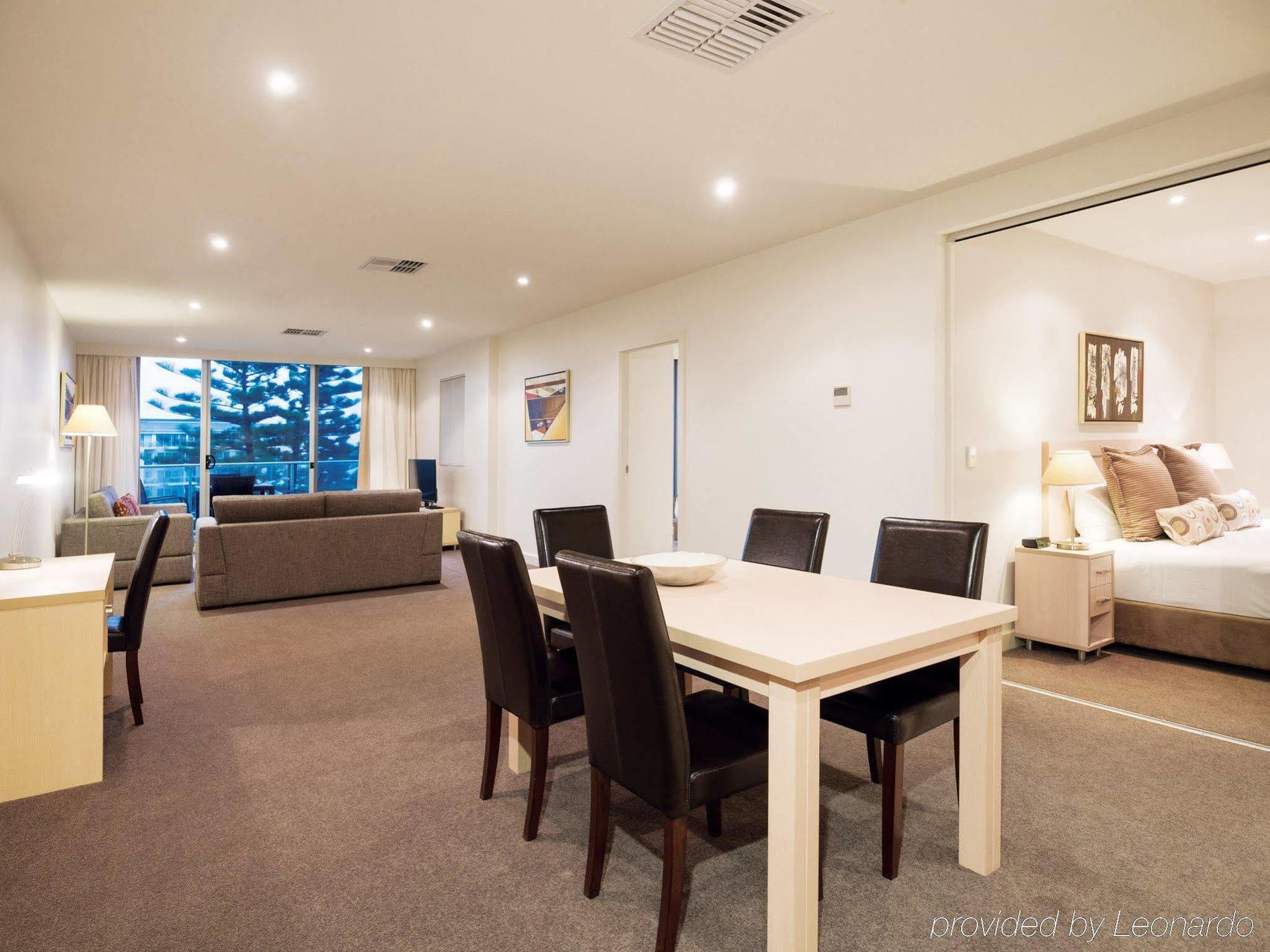 Oaks Glenelg Liberty Suites Adelaide Eksteriør bilde